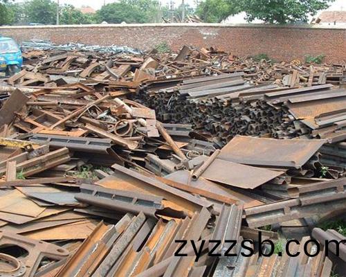 廢(fei)舊鋼材迴收(shou)